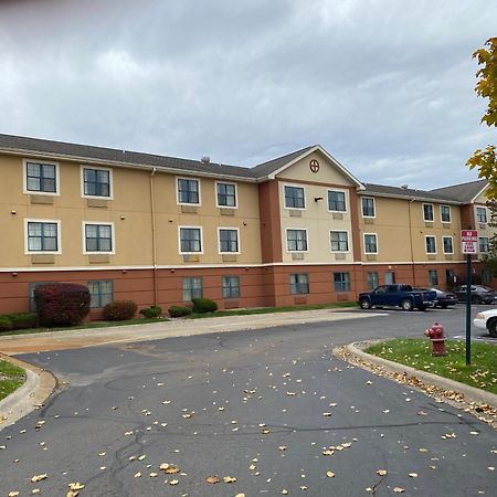 Suburban Studios Auburn Hills - Detroit Экстерьер фото