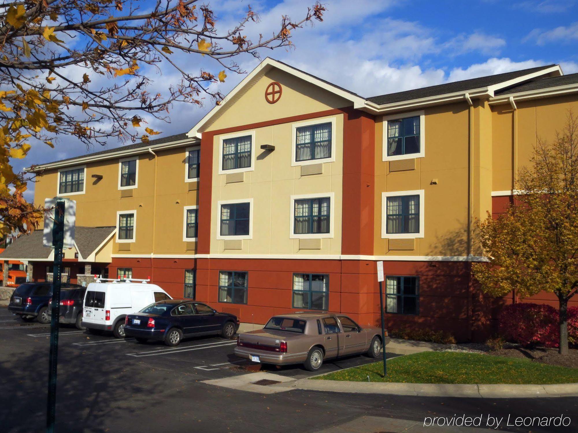 Suburban Studios Auburn Hills - Detroit Экстерьер фото